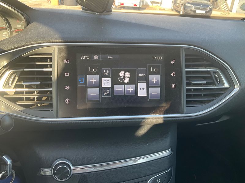 Peugeot 308 1.6 Blue-HDi Business Pack 2016 – снимка на щета