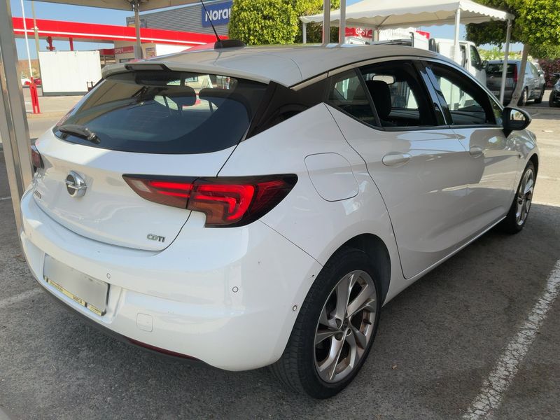 Opel Astra 1.6 CDTI DPF Dynamic 2017 – снимка 8