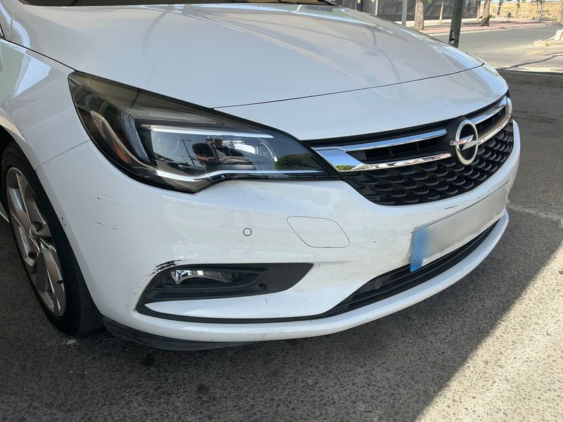 Opel Astra 1.6 CDTI DPF Dynamic 2017 – снимка 32