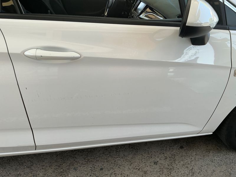Opel Astra 1.6 CDTI DPF Dynamic 2017 – снимка 23