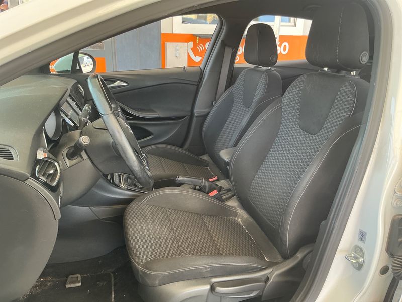 Opel Astra 1.6 CDTI DPF Dynamic 2017 – снимка 29