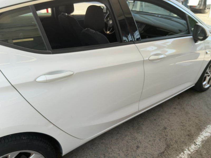 Opel Astra 1.6 CDTI DPF Dynamic 2017 – снимка 10
