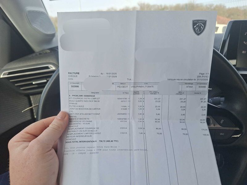Peugeot 208 1.2 PureTech Allure 2020 – снимка 20