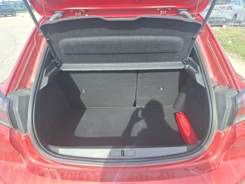 Peugeot 208 1.2 PureTech Allure 2020 – снимка 9