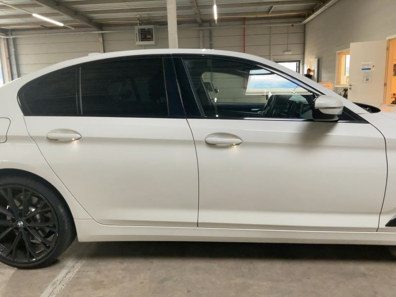 BMW 5er 520i Sport Line 2020 – снимка 10