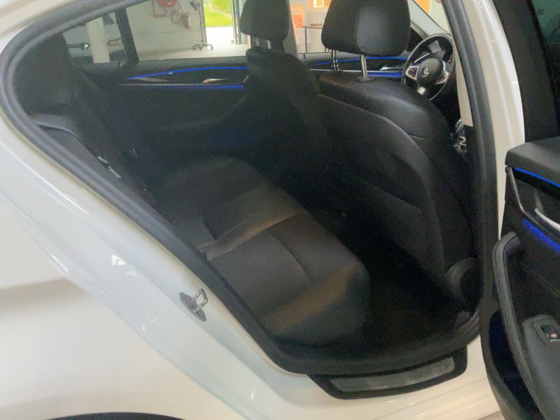 BMW 5er 520i Sport Line 2020 – снимка 19