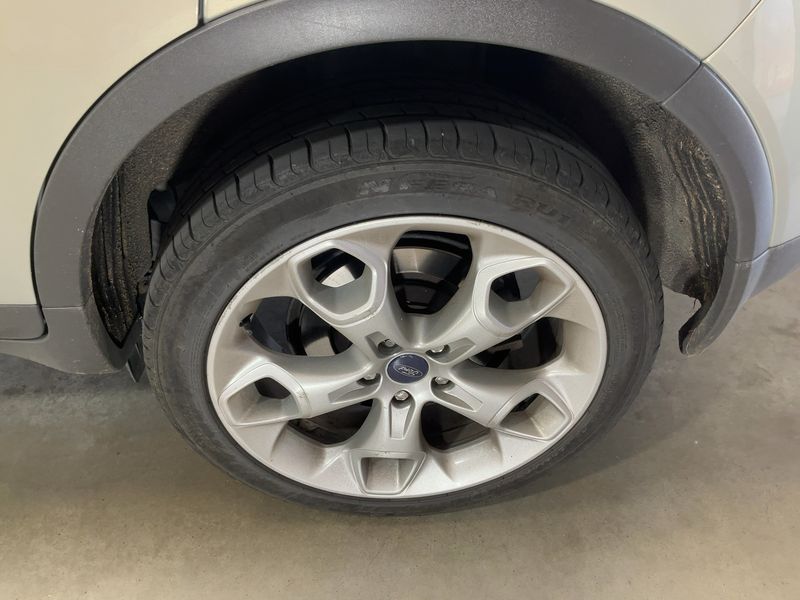 Ford Kuga 2.0 TDCi Titanium 2009 – снимка 5
