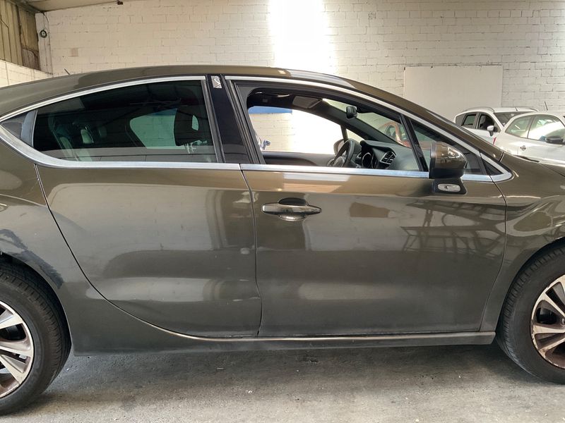 Citroen DS4 1.6 HDi Chic 2012 – снимка 10