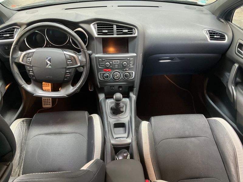 Citroen DS4 1.6 HDi Chic 2012 – снимка 17