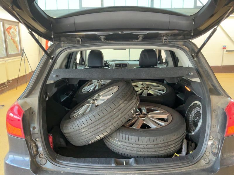 Mitsubishi ASX 1.8 DI-D Instyle 2WD 2011 – снимка 16