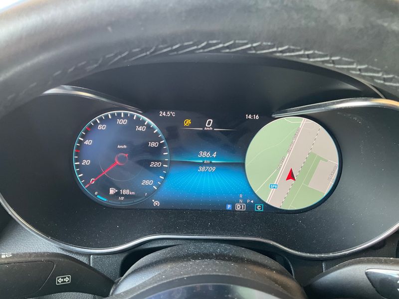 Mercedes-Benz GLC-Klasse GLC 220 d 4Matic Executive 2022 – снимка 18