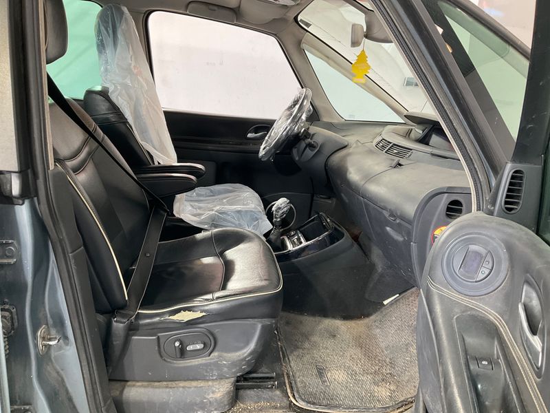 Renault Espace 2.0 dCi Initiale 2011 – снимка 3