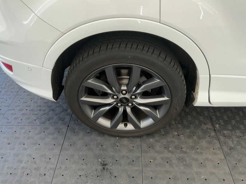 Ford Kuga 1.5 EcoBoost ST-Line 2019 – снимка 9
