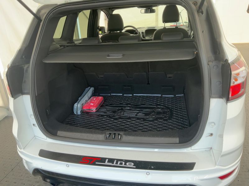 Ford Kuga 1.5 EcoBoost ST-Line 2019 – снимка 15