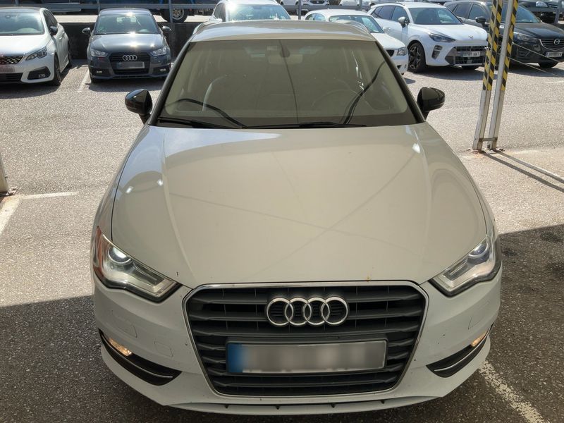 Audi A3 Sportback 1.6 TDI Attraction 2016 – снимка на щета 14