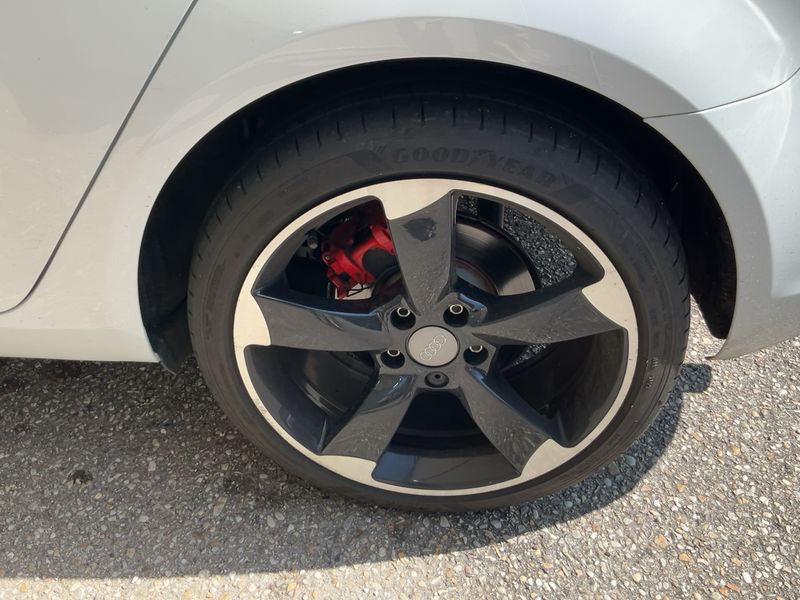 Audi A3 Sportback 1.6 TDI Attraction 2016 – снимка на щета 5