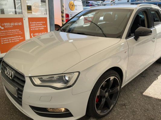 Audi A3 Sportback 1.6 TDI Attraction 2016 – снимка 2