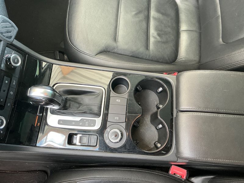 Volkswagen Touareg 3.0 V6 TDI BlueMotion Tech 2013 – снимка 40