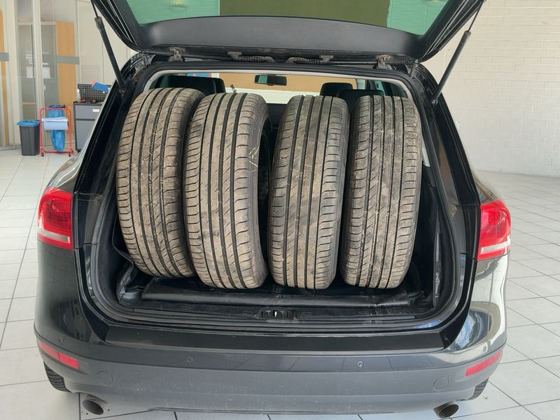Volkswagen Touareg 3.0 V6 TDI BlueMotion Tech 2013 – снимка 16