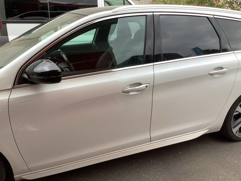 Peugeot 308 2.0 Blue-HDi GT 2016 – снимка 4