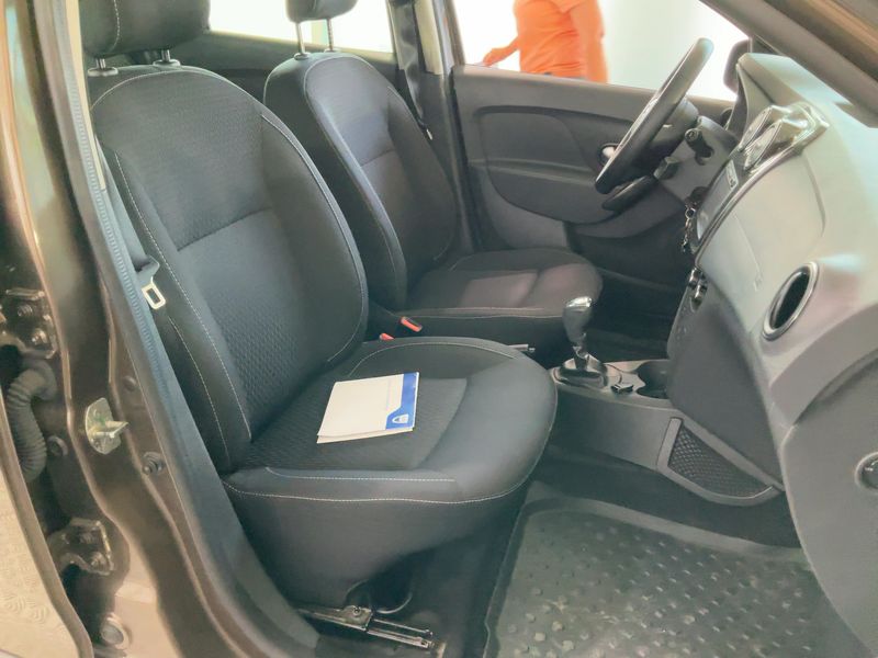 Dacia Logan MCV 0.9 TCe Supreme 2017 – снимка 11