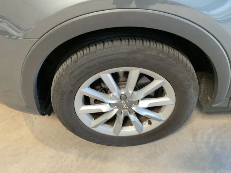 Audi Q3 2.0 TDI quattro 2013 – снимка 17