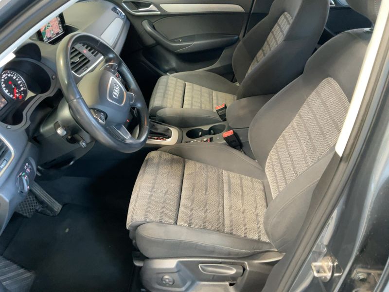 Audi Q3 2.0 TDI quattro 2013 – снимка 11