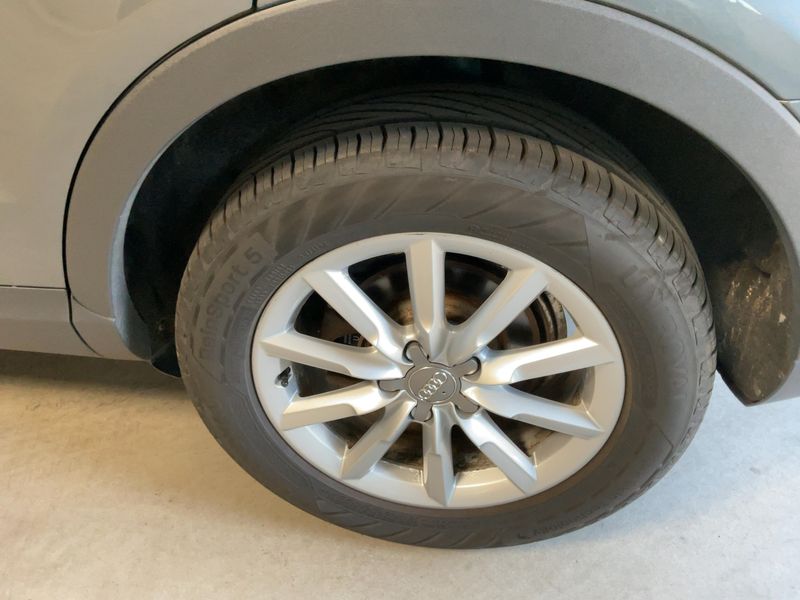Audi Q3 2.0 TDI quattro 2013 – снимка 18