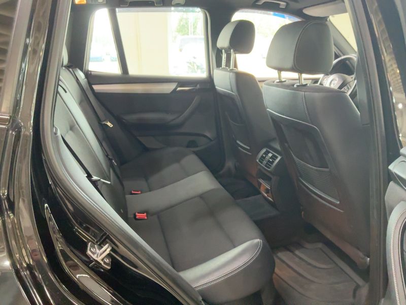 BMW X3 xDrive 20i 2012 – снимка 19