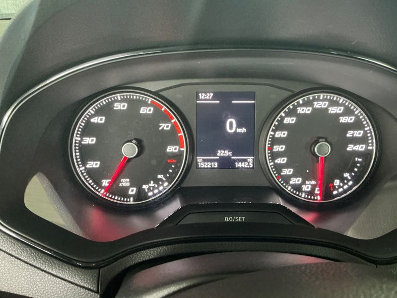 Seat Arona 1.0 TSI Reference 2019 – снимка 19