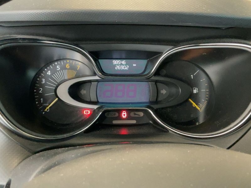 Renault Captur 0.9 Energy Dynamique 2014 – снимка 18