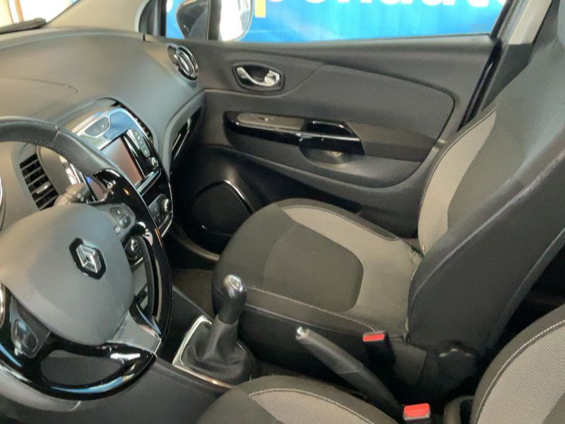 Renault Captur 0.9 Energy Dynamique 2014 – снимка 16