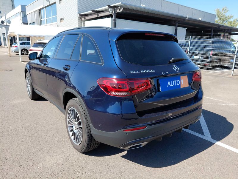 Mercedes-Benz GLC-Klasse GLC 300 de 4Matic AMG Line 2021 – снимка 3