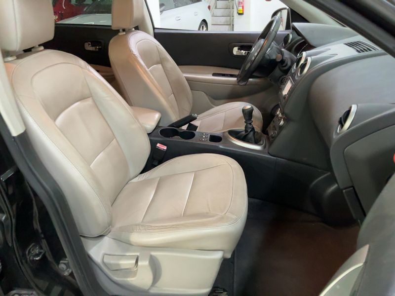 Nissan Qashqai 1.6 dCi Tekna Premium 2012 – снимка 16
