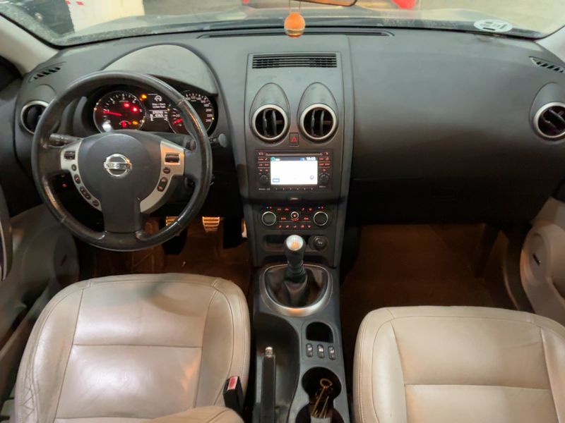 Nissan Qashqai 1.6 dCi Tekna Premium 2012 – снимка 17