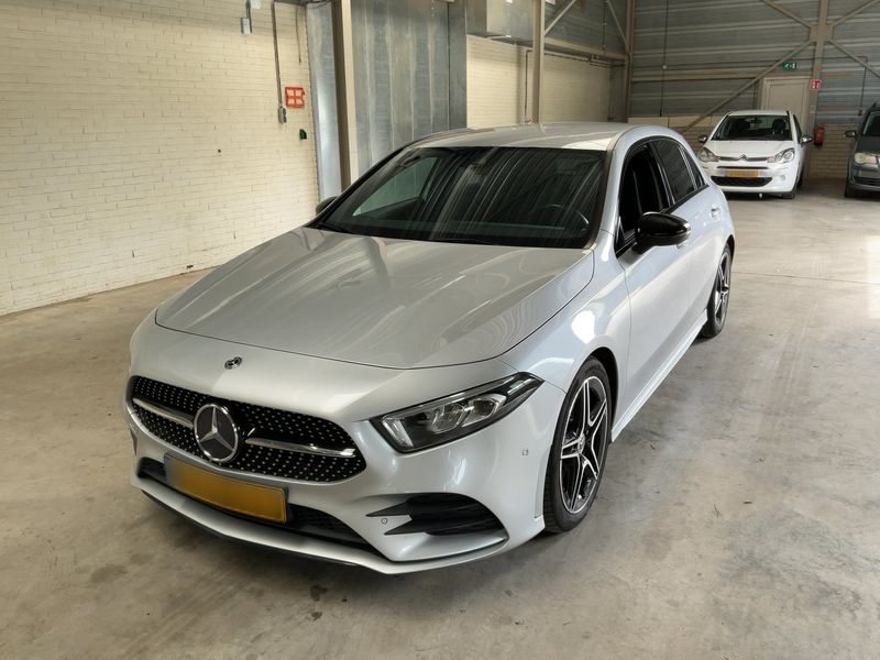 Mercedes-Benz A-Klasse A 180 AMG Line 2019 – снимка 1