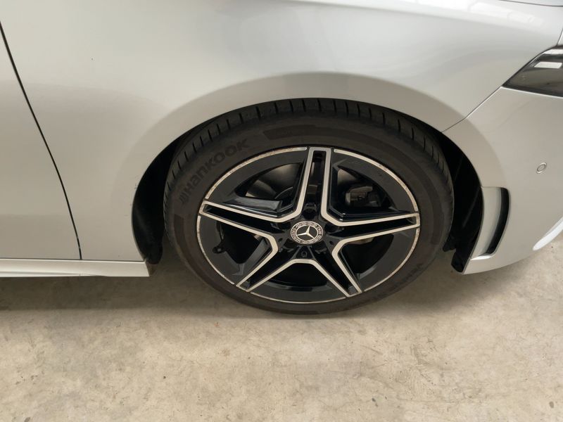 Mercedes-Benz A-Klasse A 180 AMG Line 2019 – снимка 11
