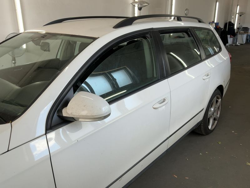 Volkswagen Passat 2.0 TDI Trendline 4Motion 2009 – снимка на щета
