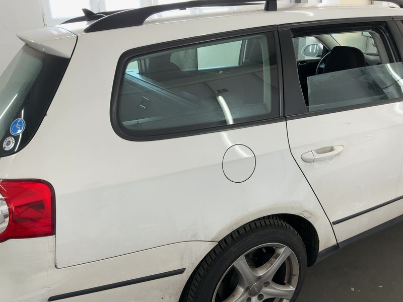 Volkswagen Passat 2.0 TDI Trendline 4Motion 2009 – снимка на щета