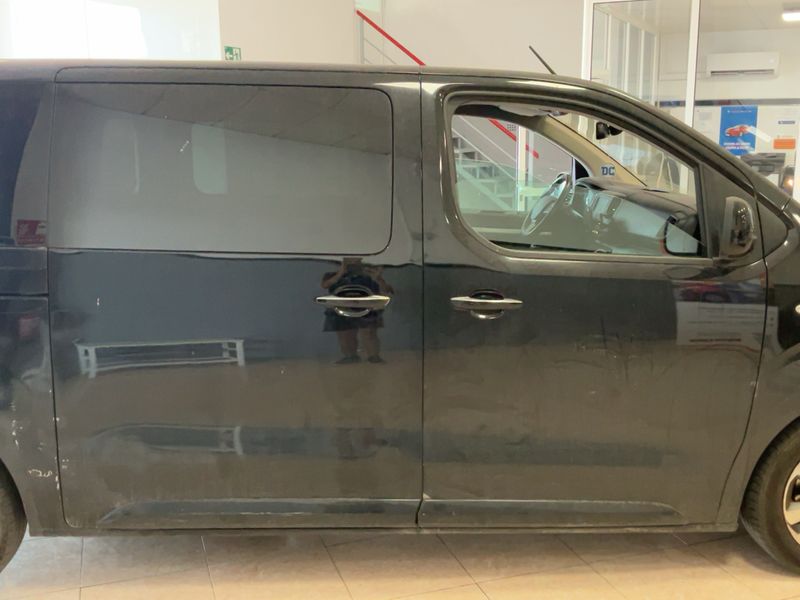 Peugeot Traveller 2.0 Blue-HDi Business L2 2021 – снимка на щета