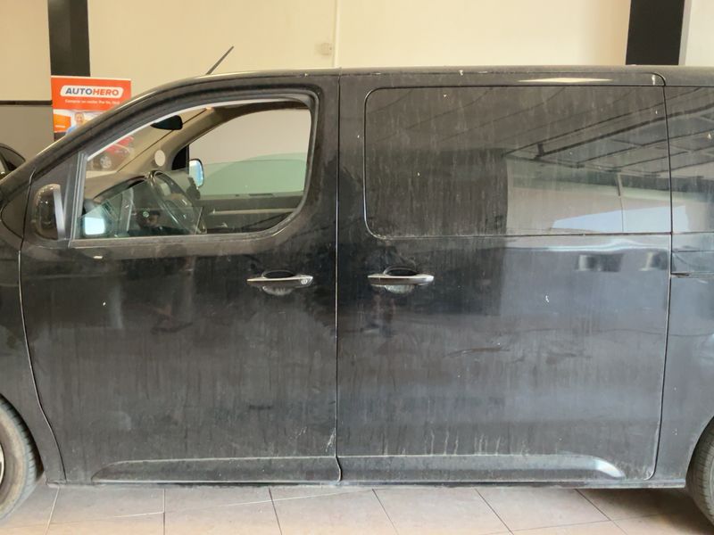Peugeot Traveller 2.0 Blue-HDi Business L2 2021 – снимка на щета