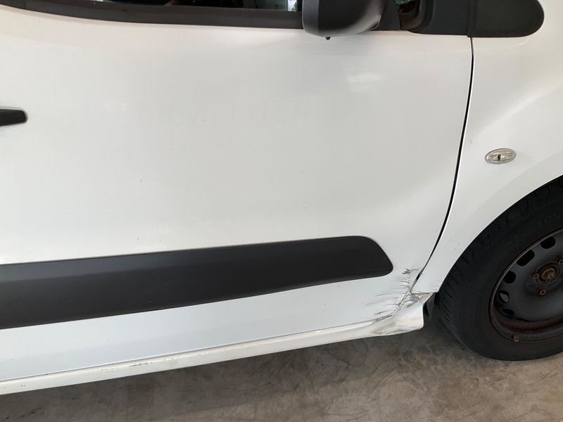 Peugeot Partner 1.6 HDi L1 Deine Gründerzeit Elektro 2014 – снимка 25