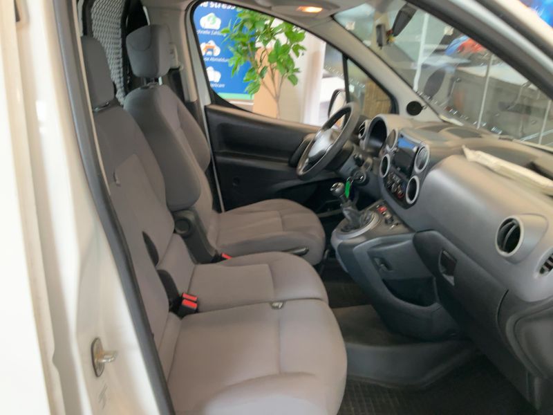 Peugeot Partner 1.6 HDi L1 Deine Gründerzeit Elektro 2014 – снимка 16