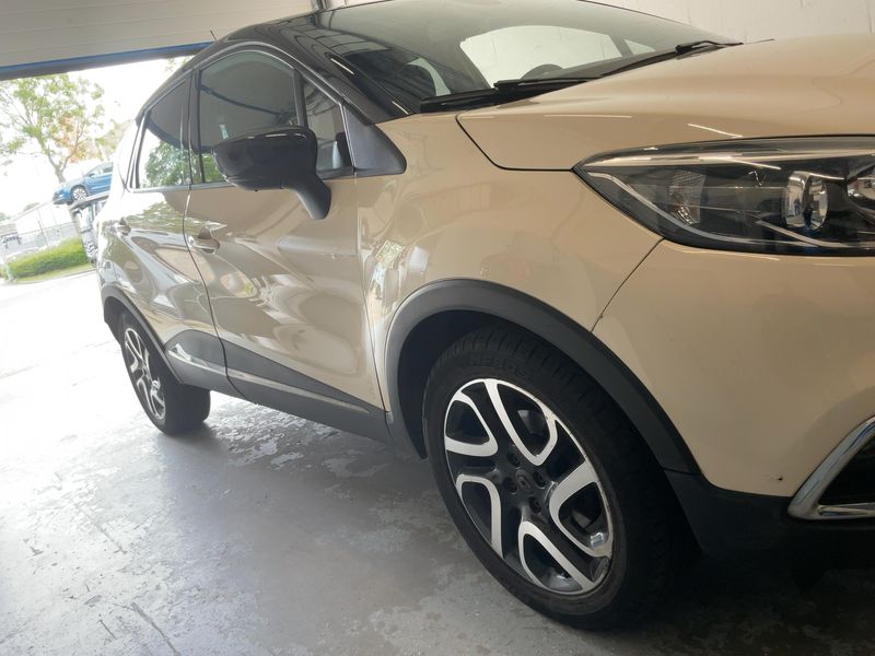 Renault Captur 1.2 TCe Dynamique 2016 – снимка 12
