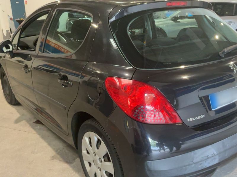 Peugeot 207 1.6 Active 2007 – снимка 6