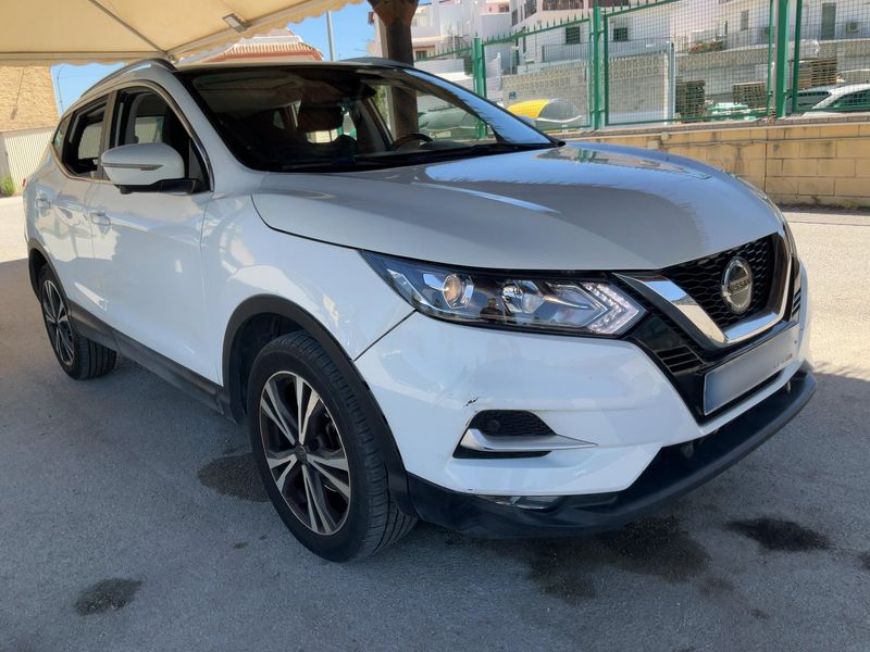 Nissan Qashqai 1.3 DIG-T N-Connecta 2019 – снимка 12