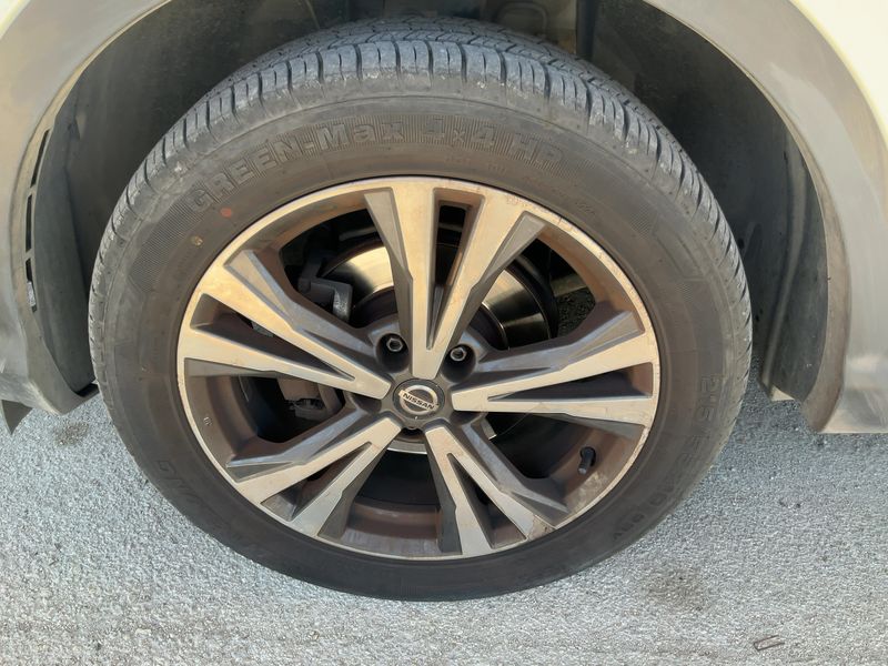 Nissan Qashqai 1.3 DIG-T N-Connecta 2019 – снимка 3