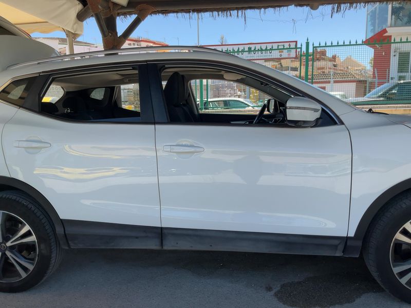 Nissan Qashqai 1.3 DIG-T N-Connecta 2019 – снимка 10