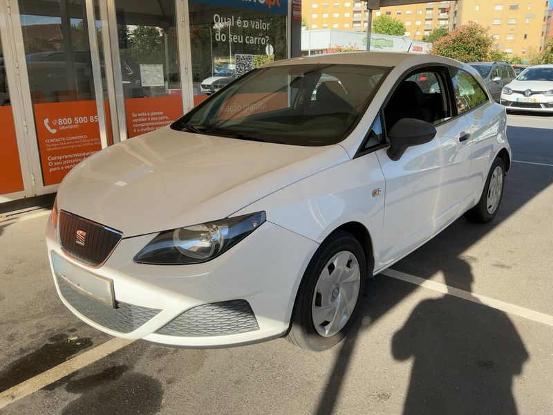 Seat Ibiza 1.2 TDI Reference 2010 – снимка 1