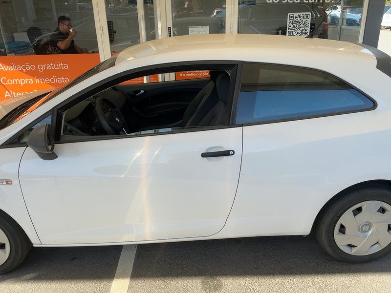 Seat Ibiza 1.2 TDI Reference 2010 – снимка 4